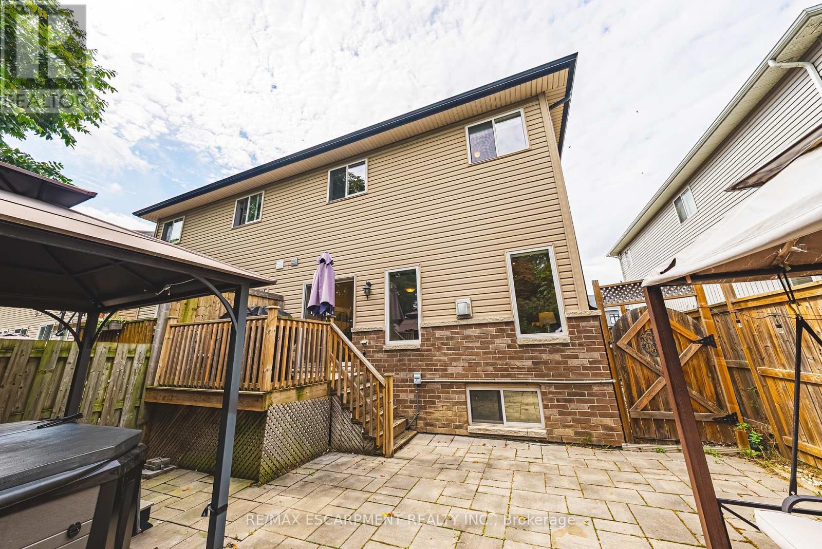 96 Springvalley Crescent, Hamilton, Ontario  L9C 7X3 - Photo 35 - X13797818
