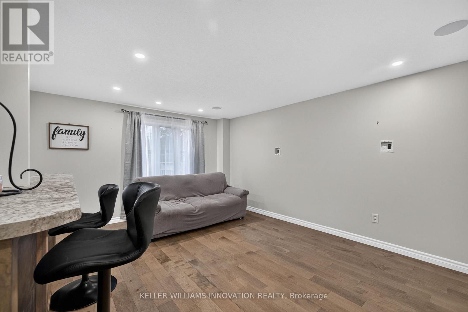 73 Hewitt Lane, Guelph, Ontario  N1K 1V7 - Photo 10 - X13797856