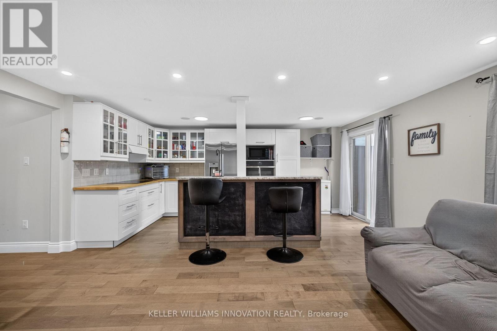 73 Hewitt Lane, Guelph, Ontario  N1K 1V7 - Photo 7 - X13797856