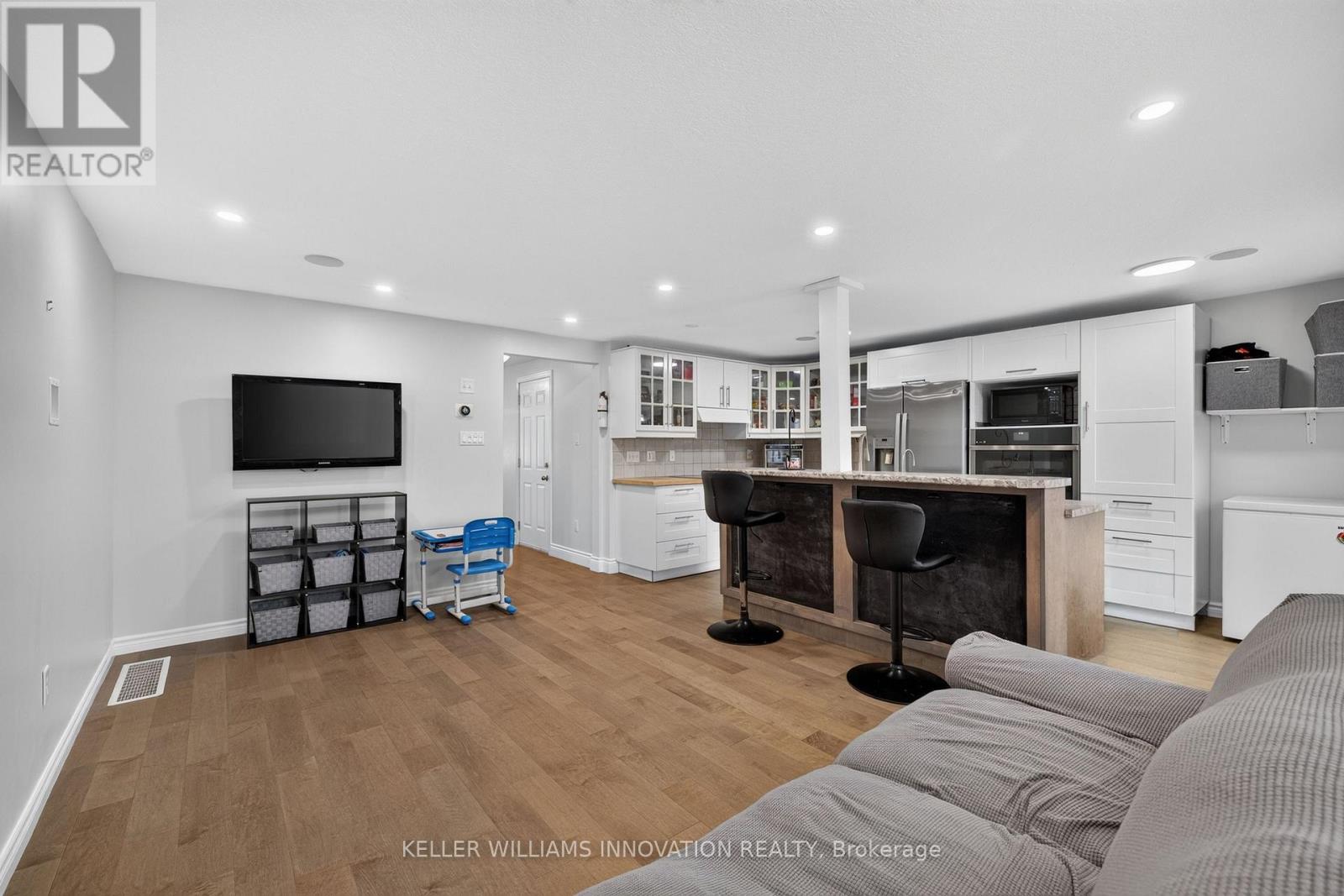 73 Hewitt Lane, Guelph, Ontario  N1K 1V7 - Photo 8 - X13797856
