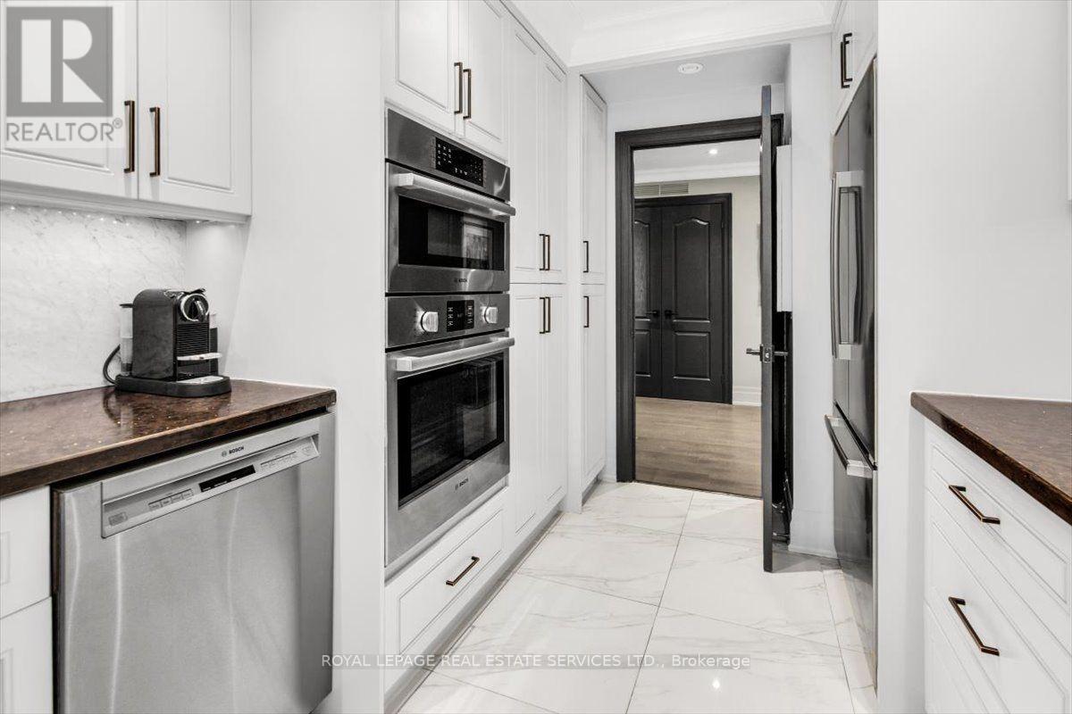 1104 - 619 Avenue Road, Toronto, Ontario M4V 2K6 - Photo 22 - C13779648