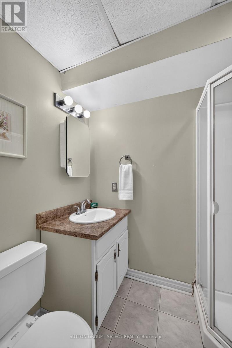 384 Eastcastle Place, London North, Ontario N6G 3W5 - Photo 46 - X13797892