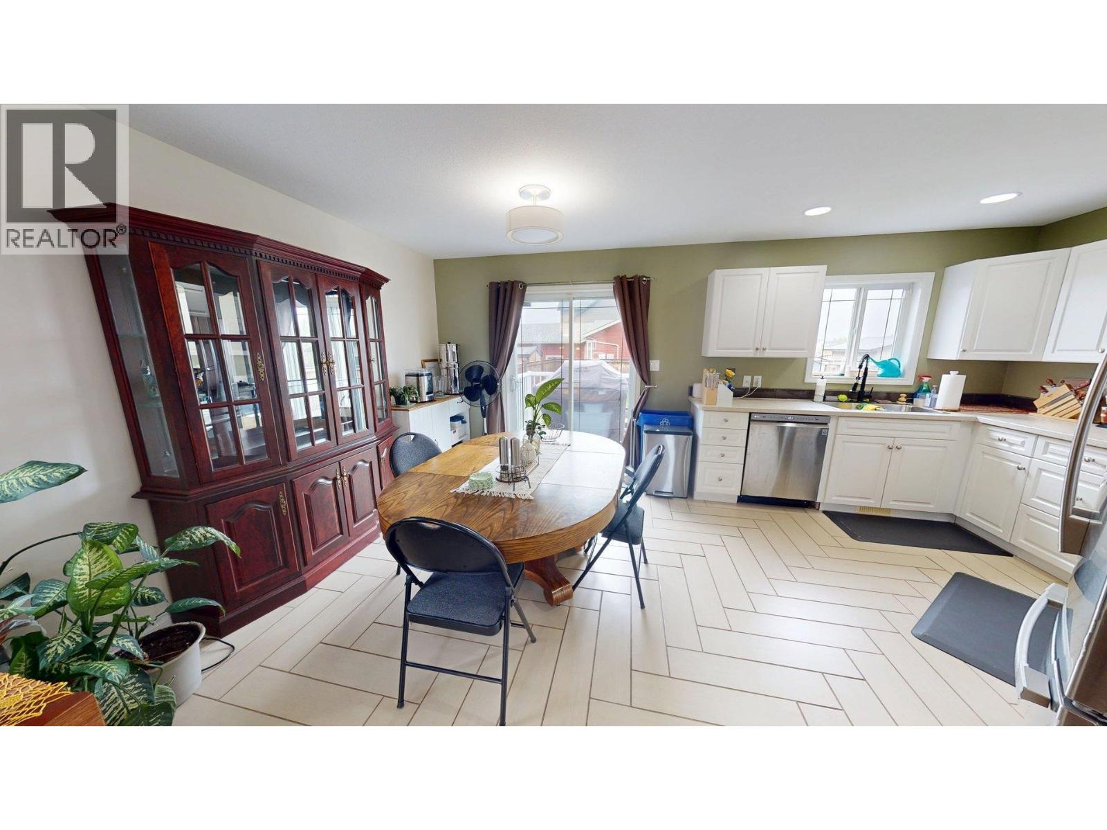 11328 86a Street, Fort St. John, British Columbia  V1J 0G2 - Photo 6 - R3166776