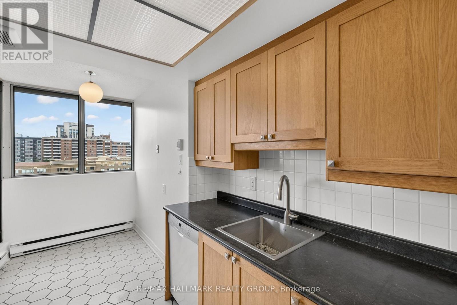 901 - 530 Laurier Avenue W, Ottawa, Ontario K1R 7T1 - Photo 9 - X13797914