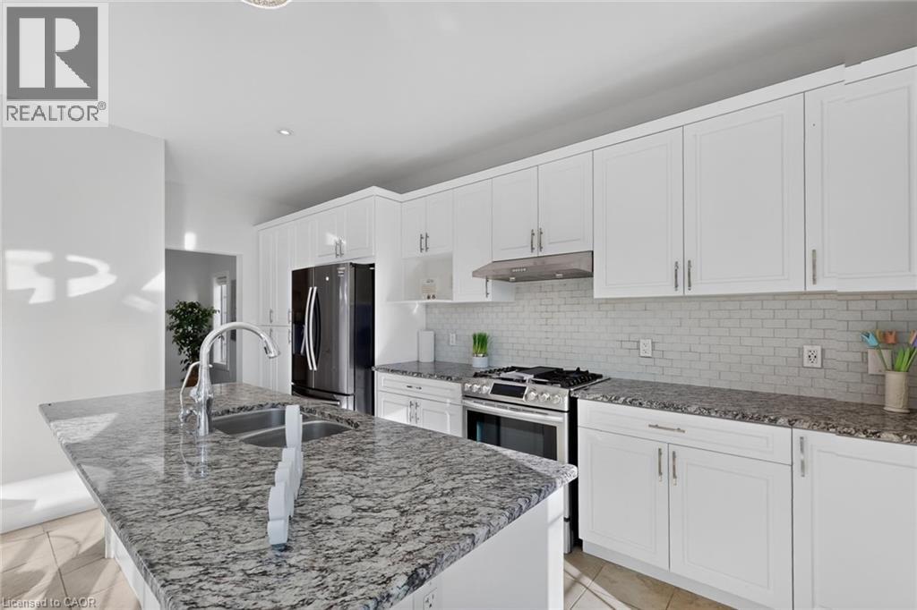 745 Wood Lily Street, Waterloo, Ontario  N2V 0C3 - Photo 17 - 40864233