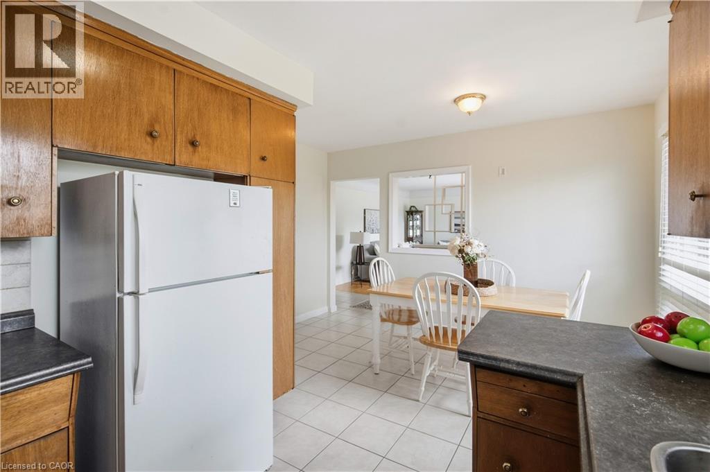 1101 Mohawk Road E, Hamilton, Ontario  L8T 2S4 - Photo 13 - 40864315
