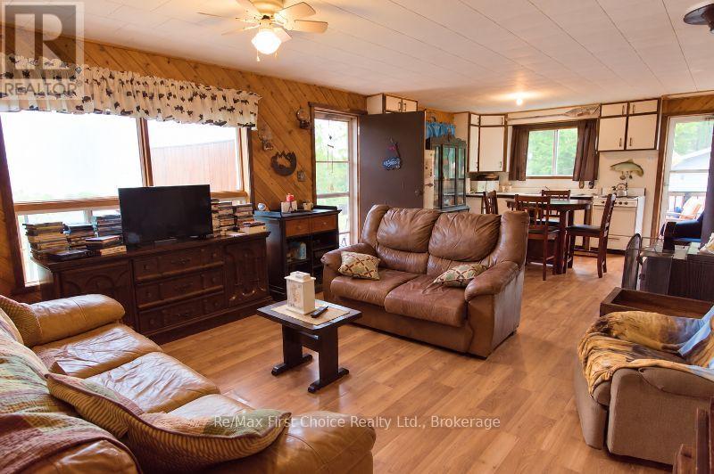 214 Eagle Nest Road, Greenstone, Ontario  P0T 2H0 - Photo 2 - X13797902