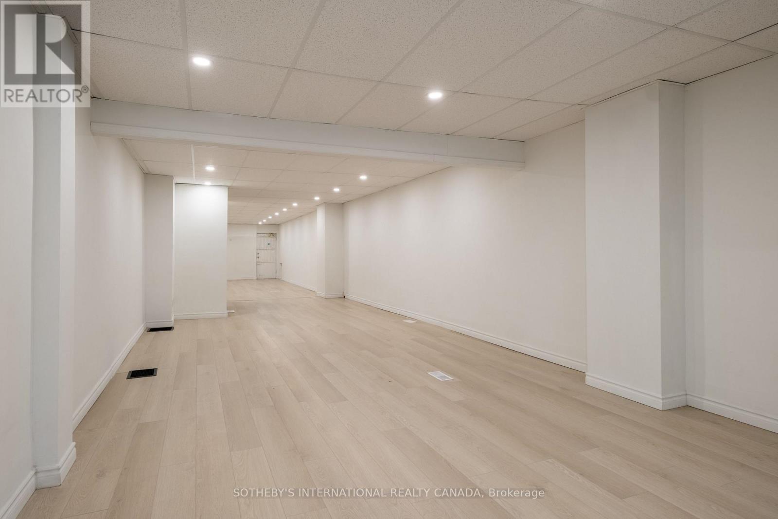641 St Clair Avenue W, Toronto, Ontario M6C 1A7 - Photo 4 - C13797960