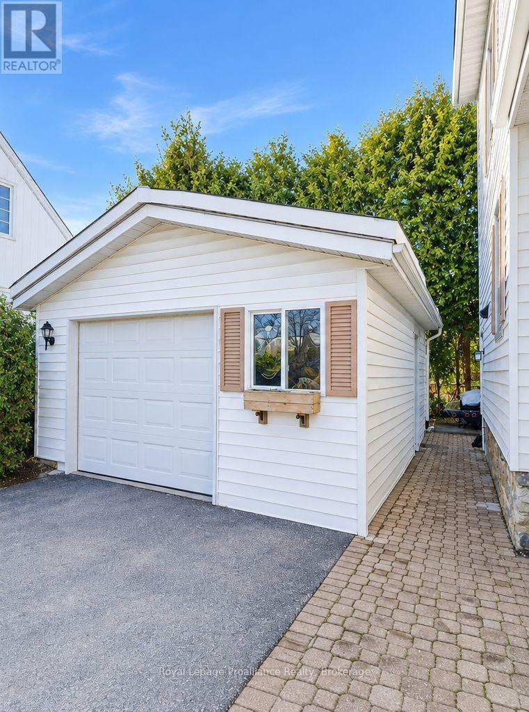 47 Paul Street, Prince Edward County, Ontario  K0K 2T0 - Photo 27 - X12831416