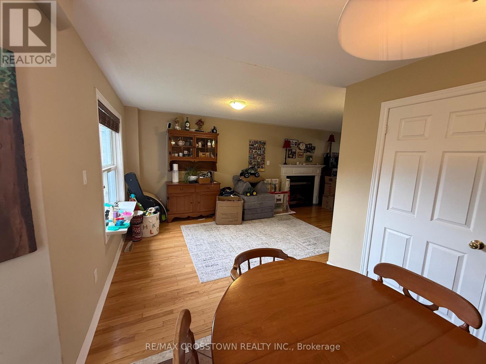 Upper - 22 Eaglestone Lane, Barrie, Ontario  L4N 0H8 - Photo 4 - S13797910