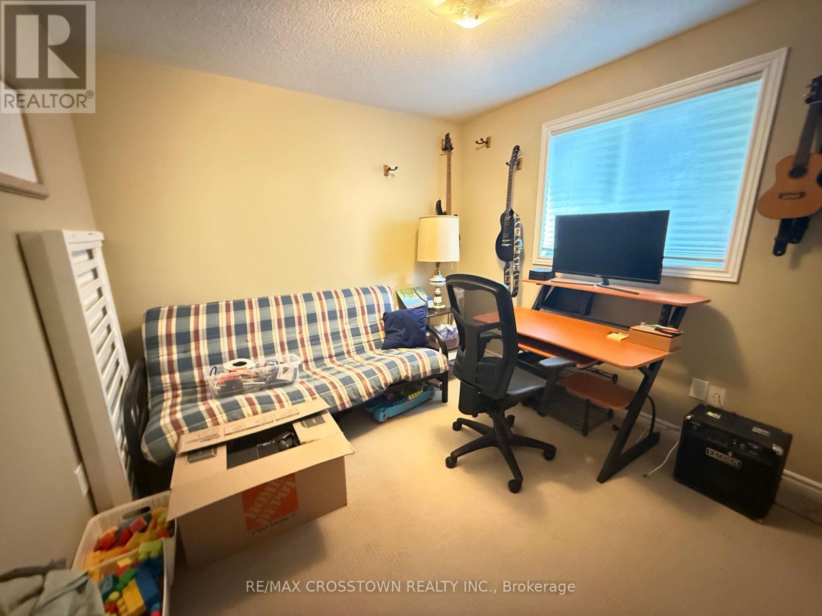 Upper - 22 Eaglestone Lane, Barrie, Ontario  L4N 0H8 - Photo 8 - S13797910