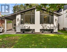 75 RANGOON ROAD, Toronto, Ontario