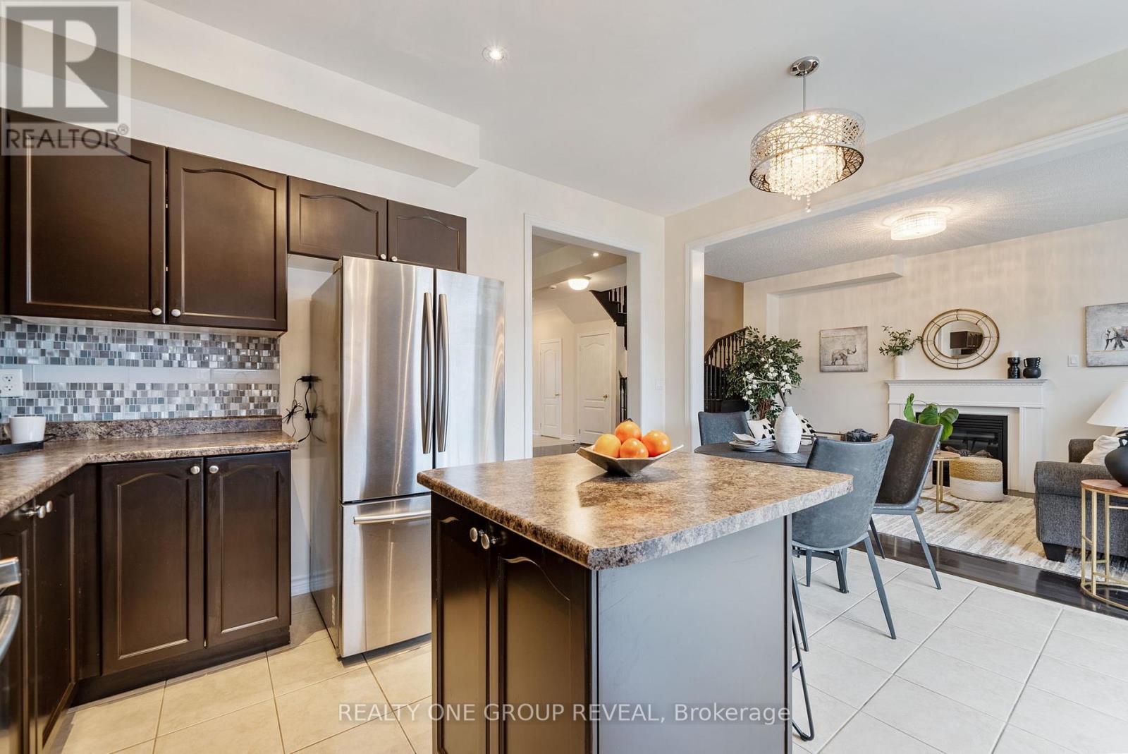 67 Buxton Lane, Clarington, Ontario  L1C 0J5 - Photo 15 - E13797308