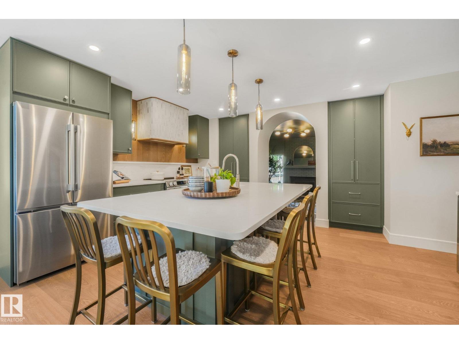 2031 104a St NW, Edmonton, Alberta  T6J 5A6 - Photo 14 - E4509135