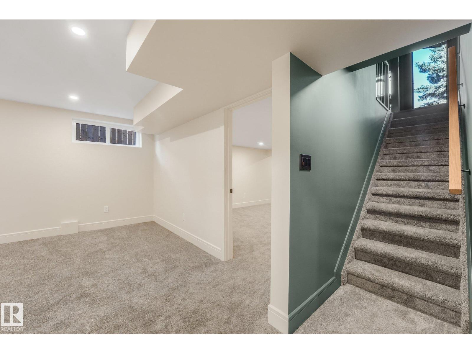 2031 104a St NW, Edmonton, Alberta  T6J 5A6 - Photo 38 - E4509135