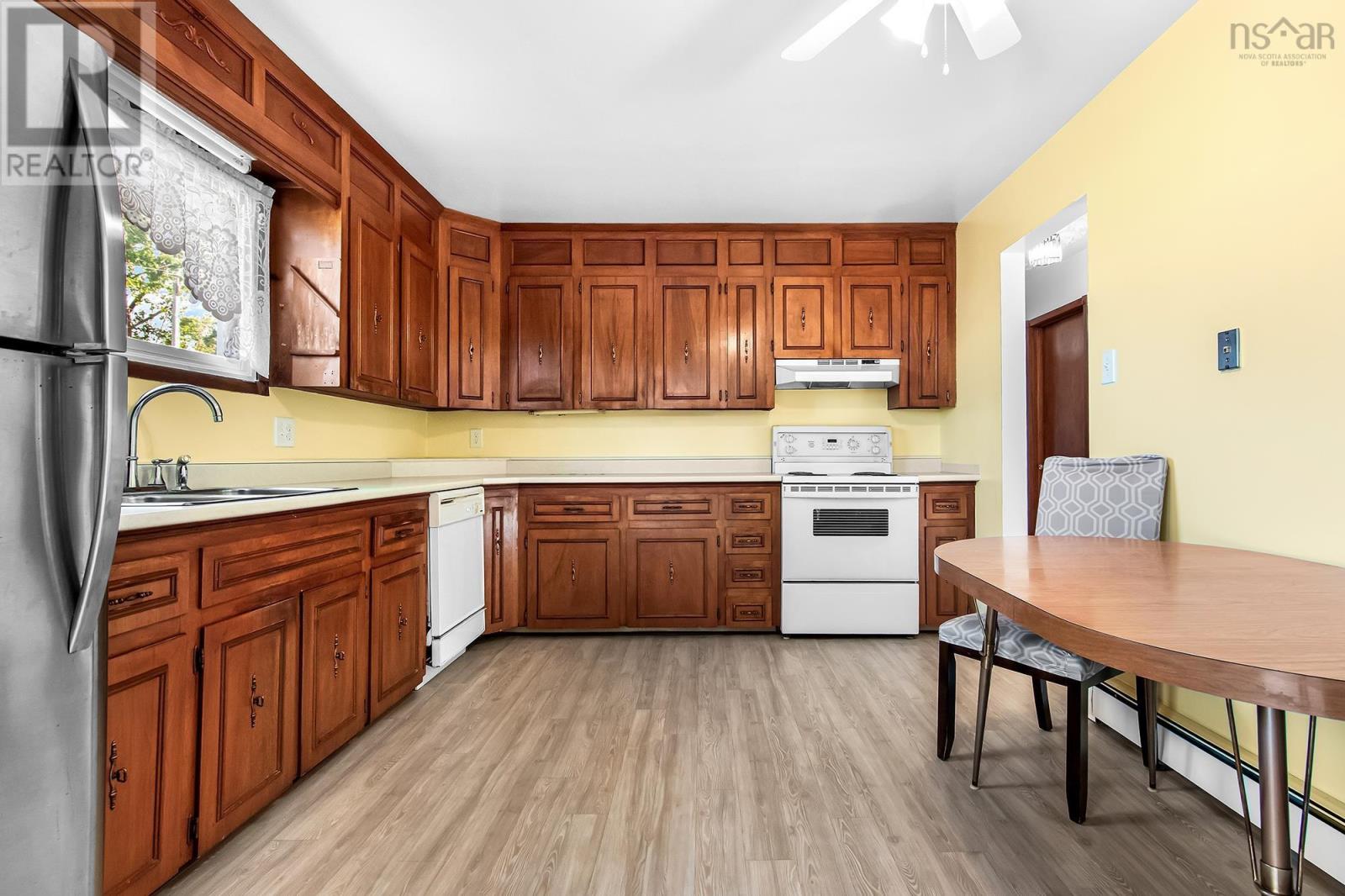 138 Hannebury Drive, Cole Harbour, Nova Scotia  B2V 1P6 - Photo 21 - 202623648