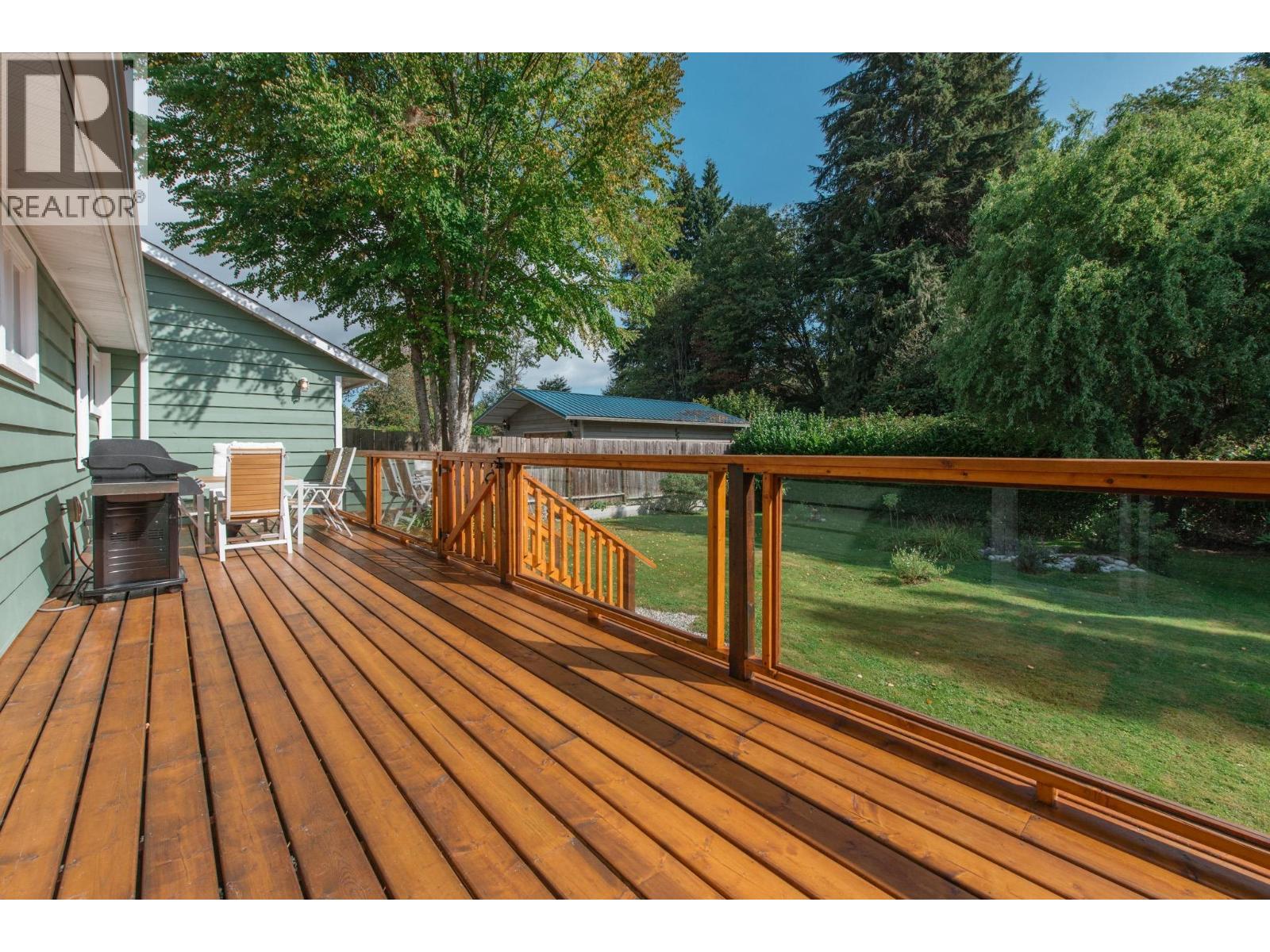 320 Cochrane Road, Gibsons, British Columbia  V0N 1V8 - Photo 16 - R3166689