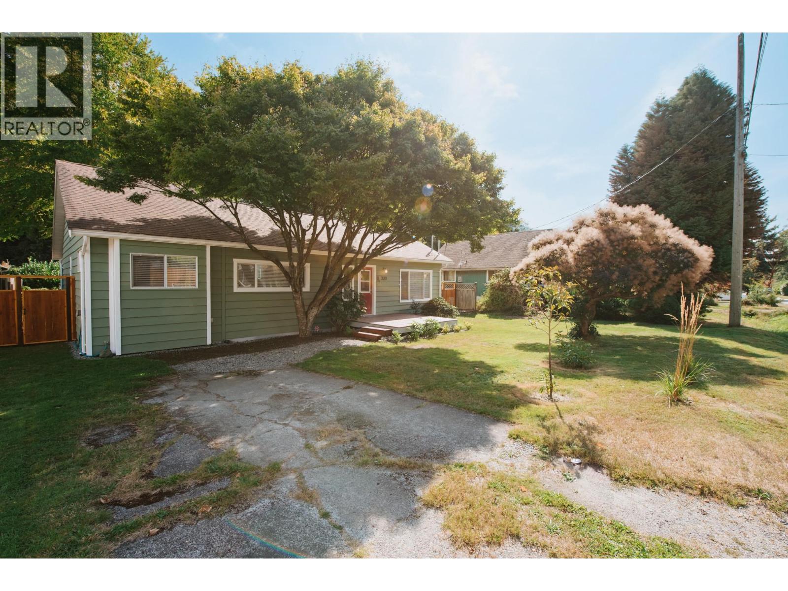 320 Cochrane Road, Gibsons, British Columbia  V0N 1V8 - Photo 35 - R3166689