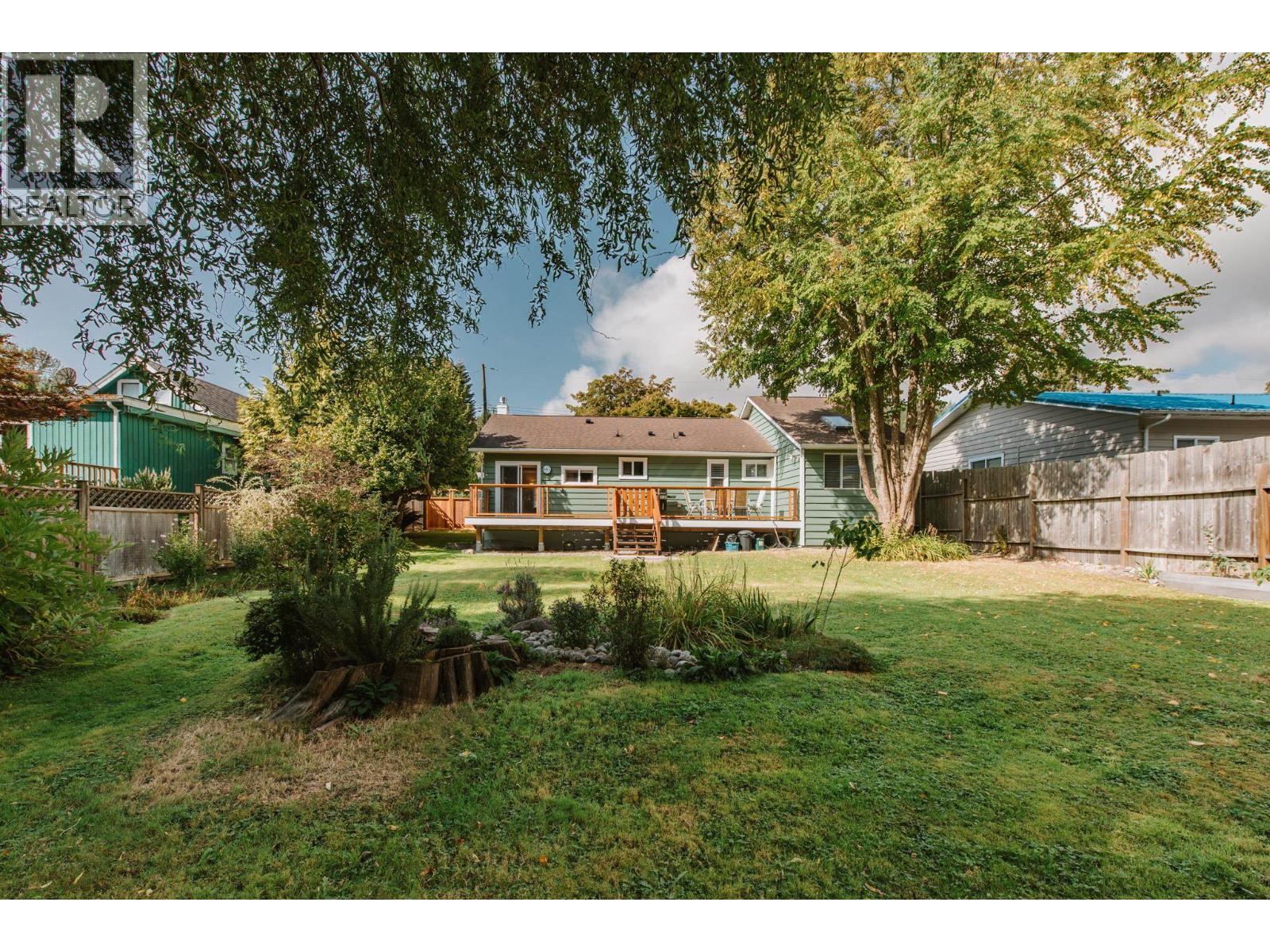 320 Cochrane Road, Gibsons, British Columbia  V0N 1V8 - Photo 31 - R3166689