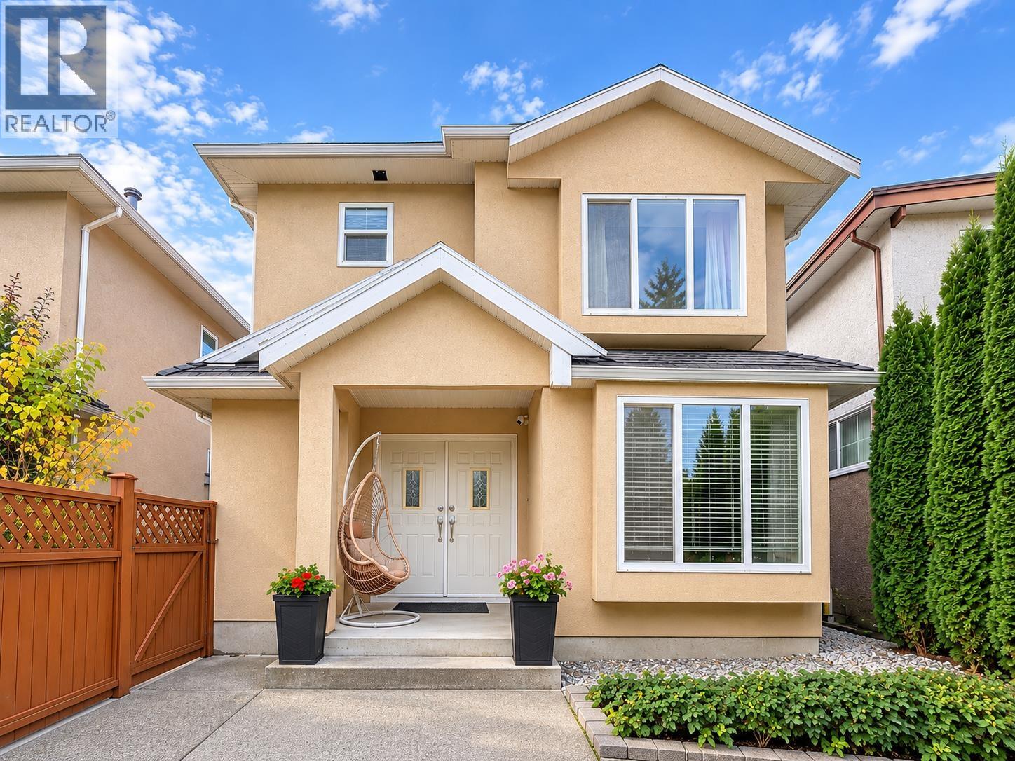 5957 Woodsworth Street, Burnaby, British Columbia  V5G 1S9 - Photo 1 - R3166612