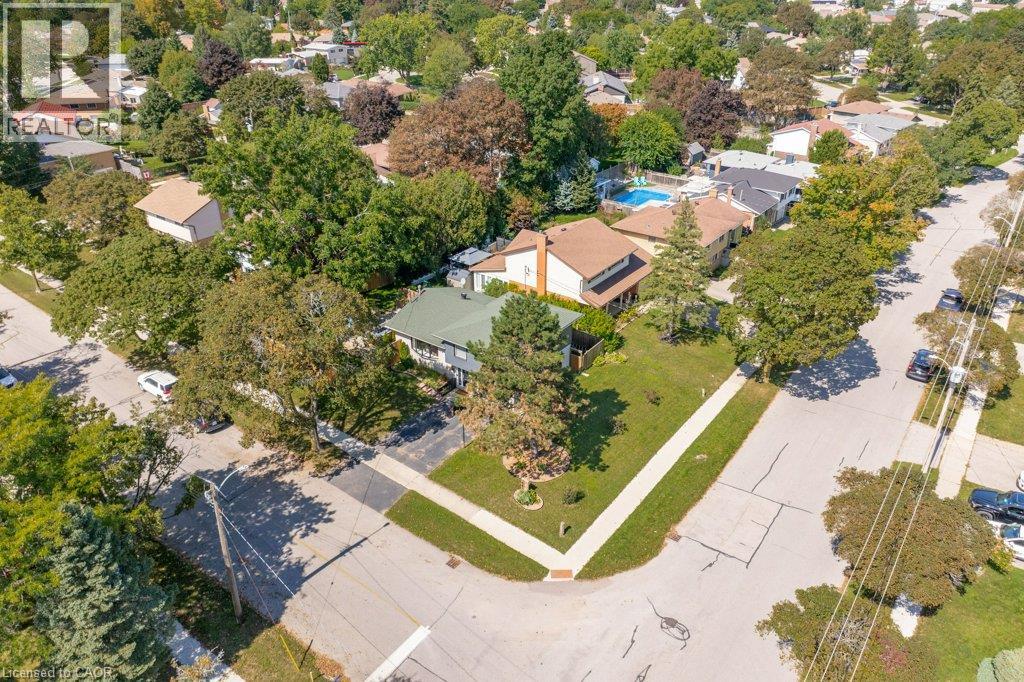 140 Avon Road, Kitchener, Ontario  N2B 1T7 - Photo 41 - 40864243
