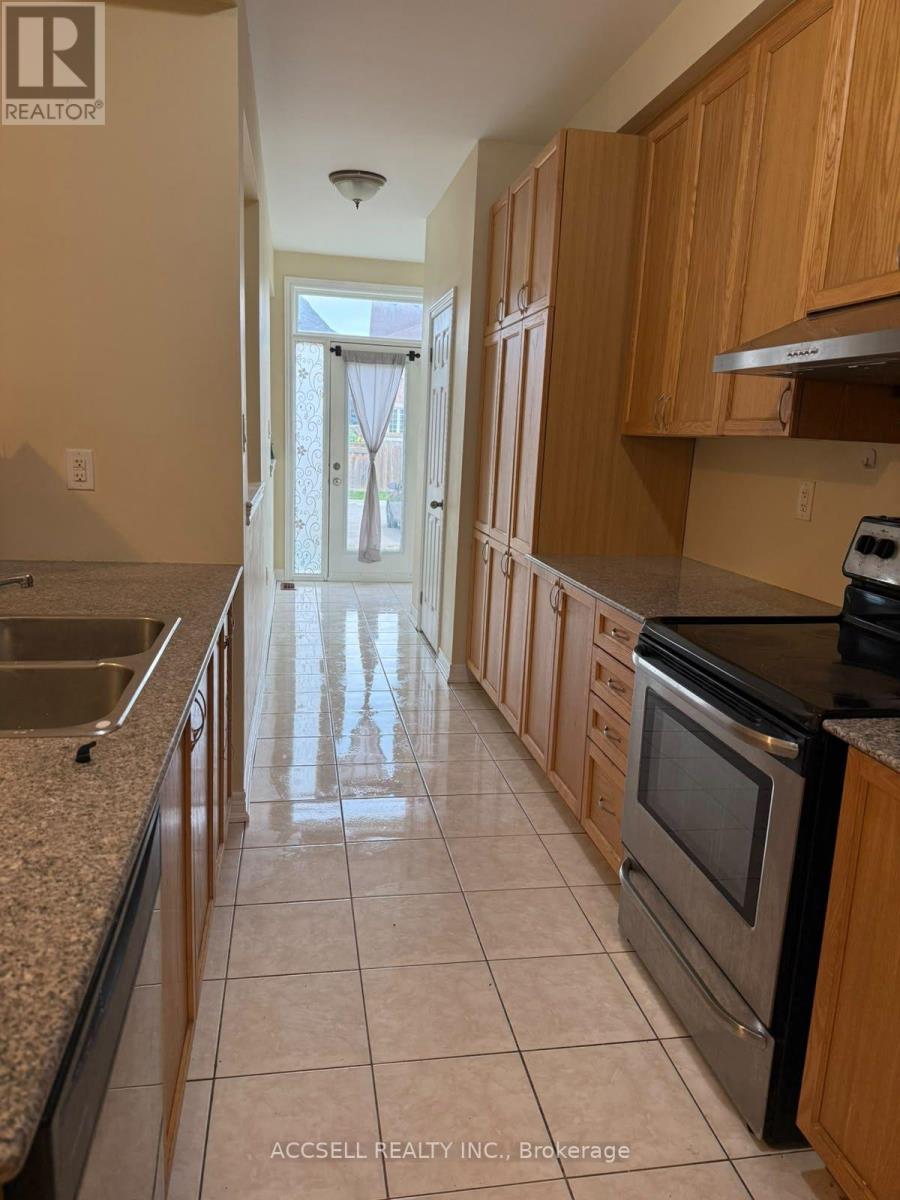 223 South Unionville Avenue, Markham, Ontario  L3R 5L3 - Photo 10 - N13794790
