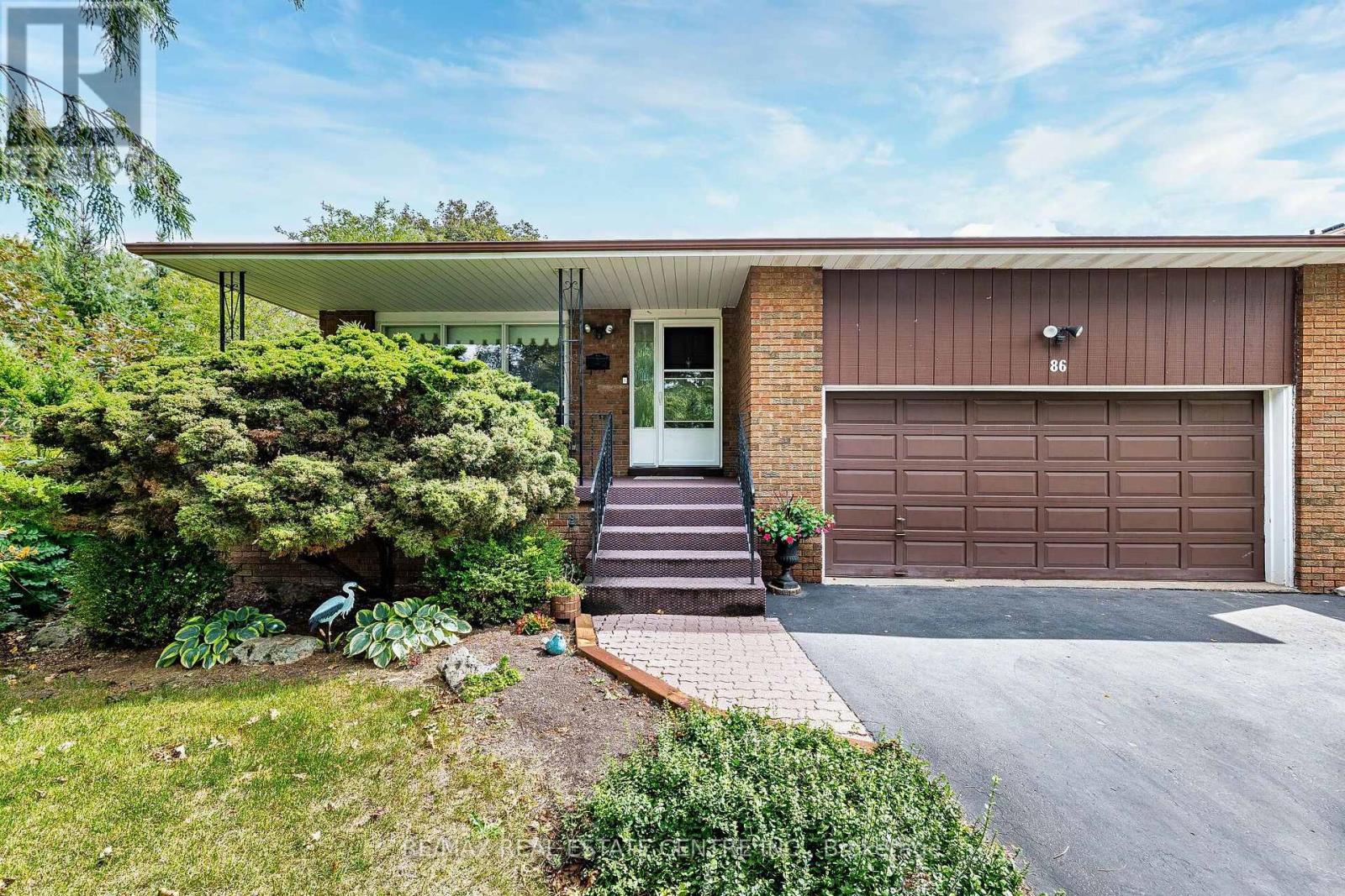 86 JADE CRESCENT, Brampton, Ontario