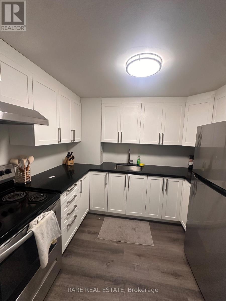 12 - 99 Bellevue Avenue, Toronto, Ontario  M5T 2N8 - Photo 3 - C13750198