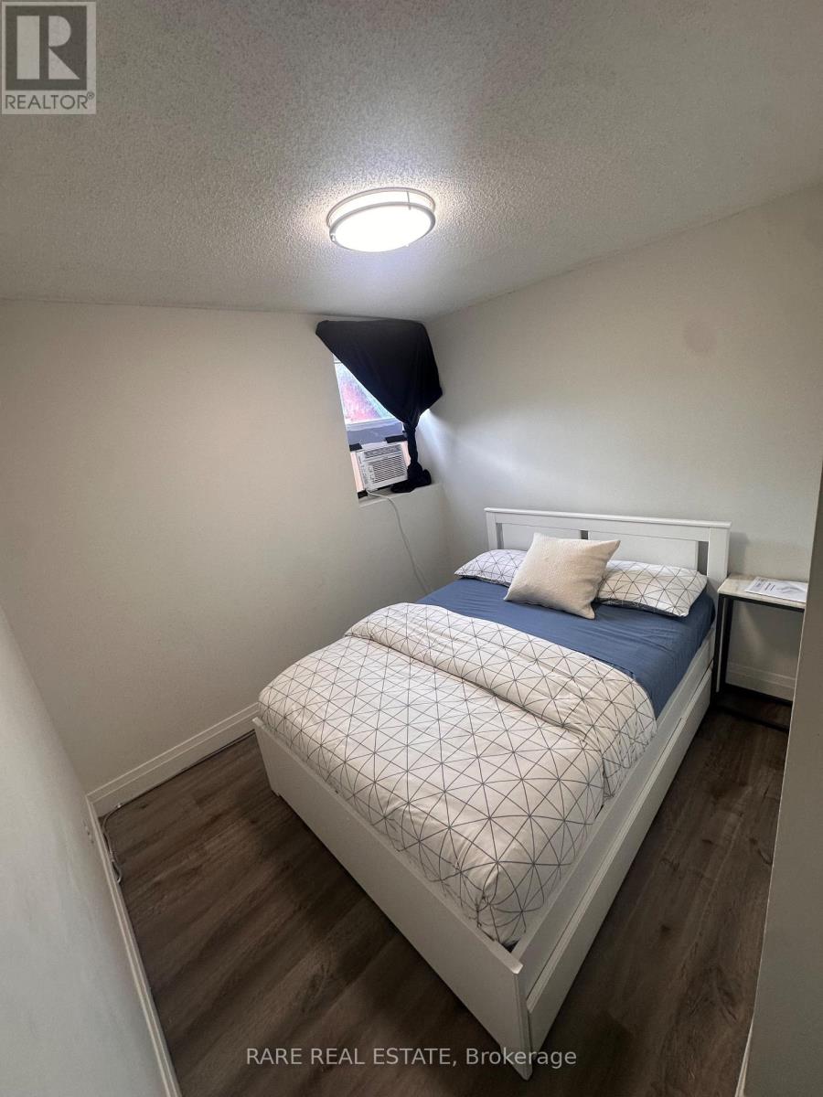 12 - 99 Bellevue Avenue, Toronto, Ontario  M5T 2N8 - Photo 6 - C13750198