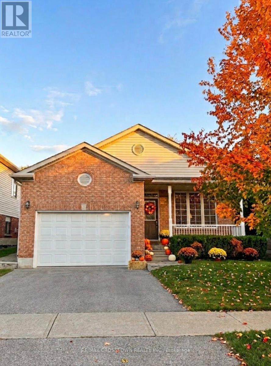 12 DR. JONES DRIVE, King, Ontario