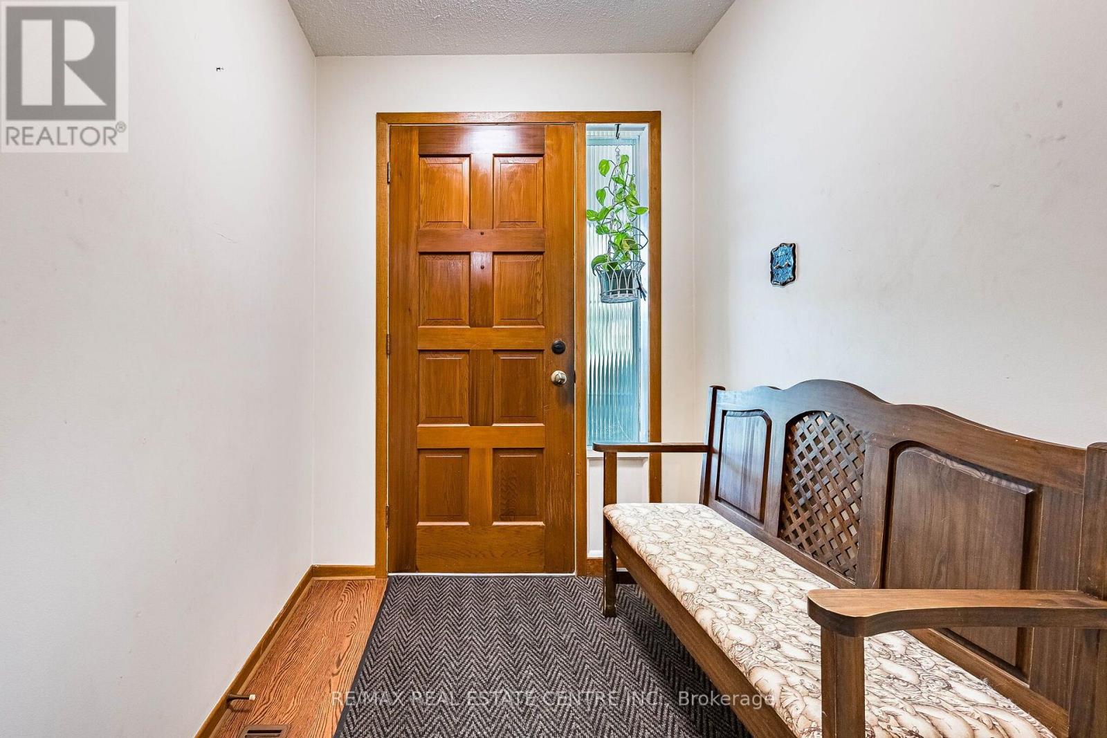 86 Jade Crescent, Brampton, Ontario  L6S 3M8 - Photo 7 - W13782034