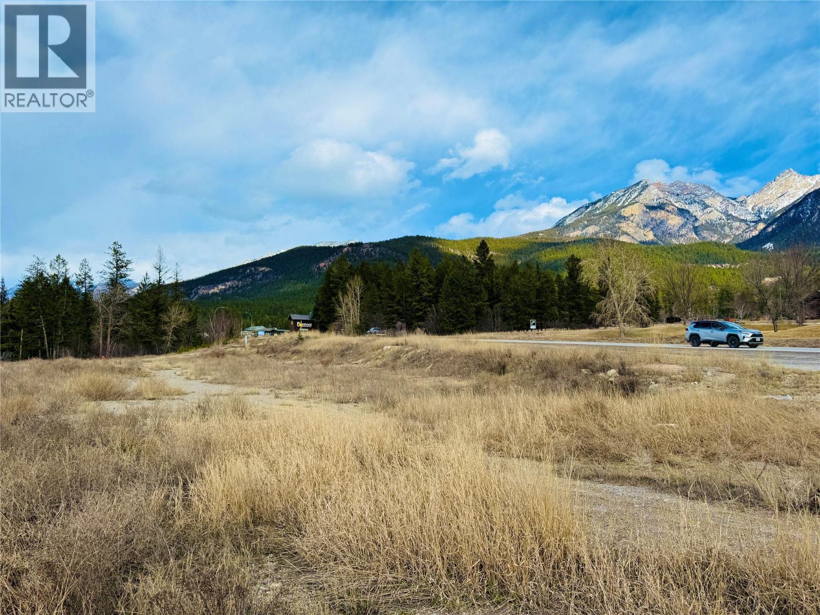 5056 & 5075 93/95 Highway, Fairmont Hot Springs, British Columbia  V0B 1L1 - Photo 10 - 10380951