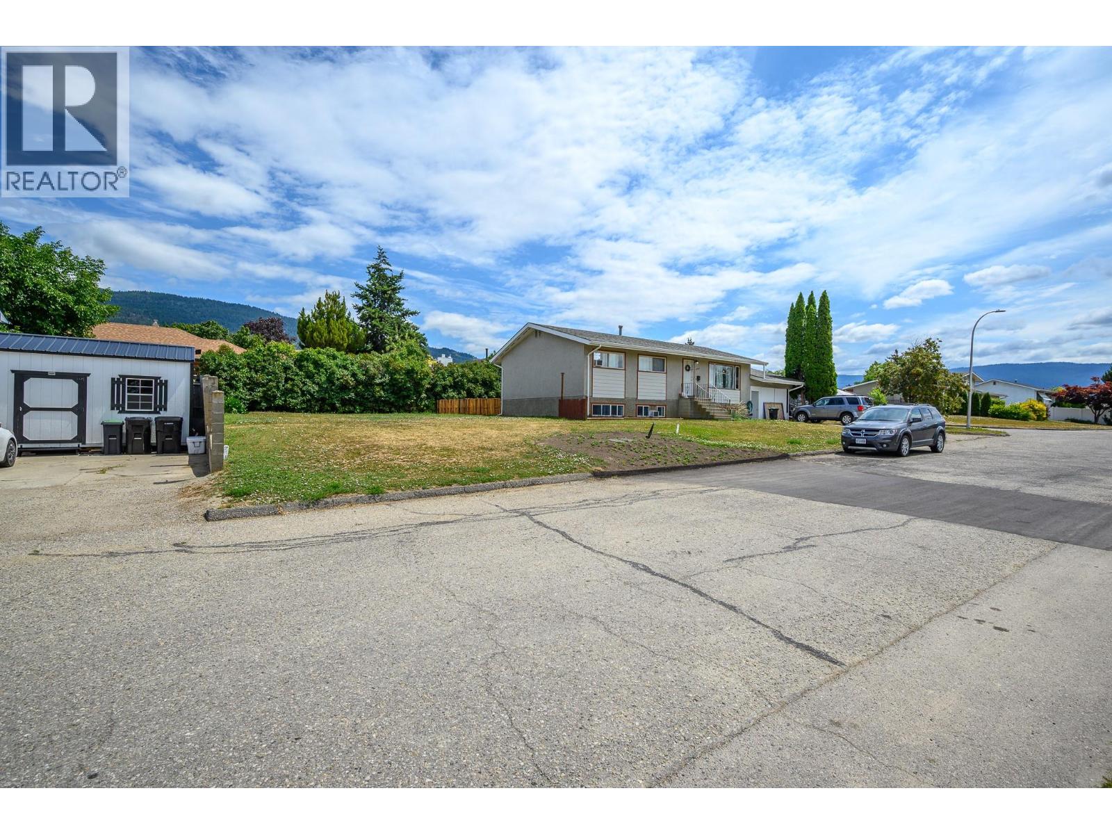 3401 12 Street, Vernon, British Columbia  V1T 3S6 - Photo 5 - 10395062