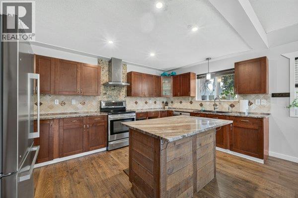 996 Arras Road, Sorrento, British Columbia  V0E 2W1 - Photo 4 - 10401013