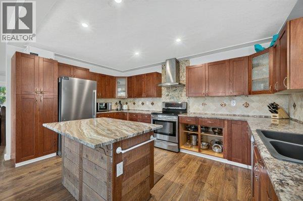 996 Arras Road, Sorrento, British Columbia  V0E 2W1 - Photo 6 - 10401013