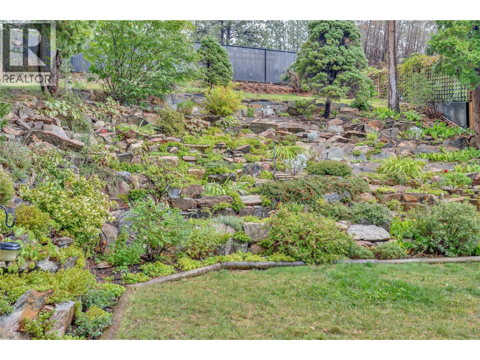 128 Ponderosa Place, Penticton, British Columbia  V2A 7Y8 - Photo 35 - 10400842