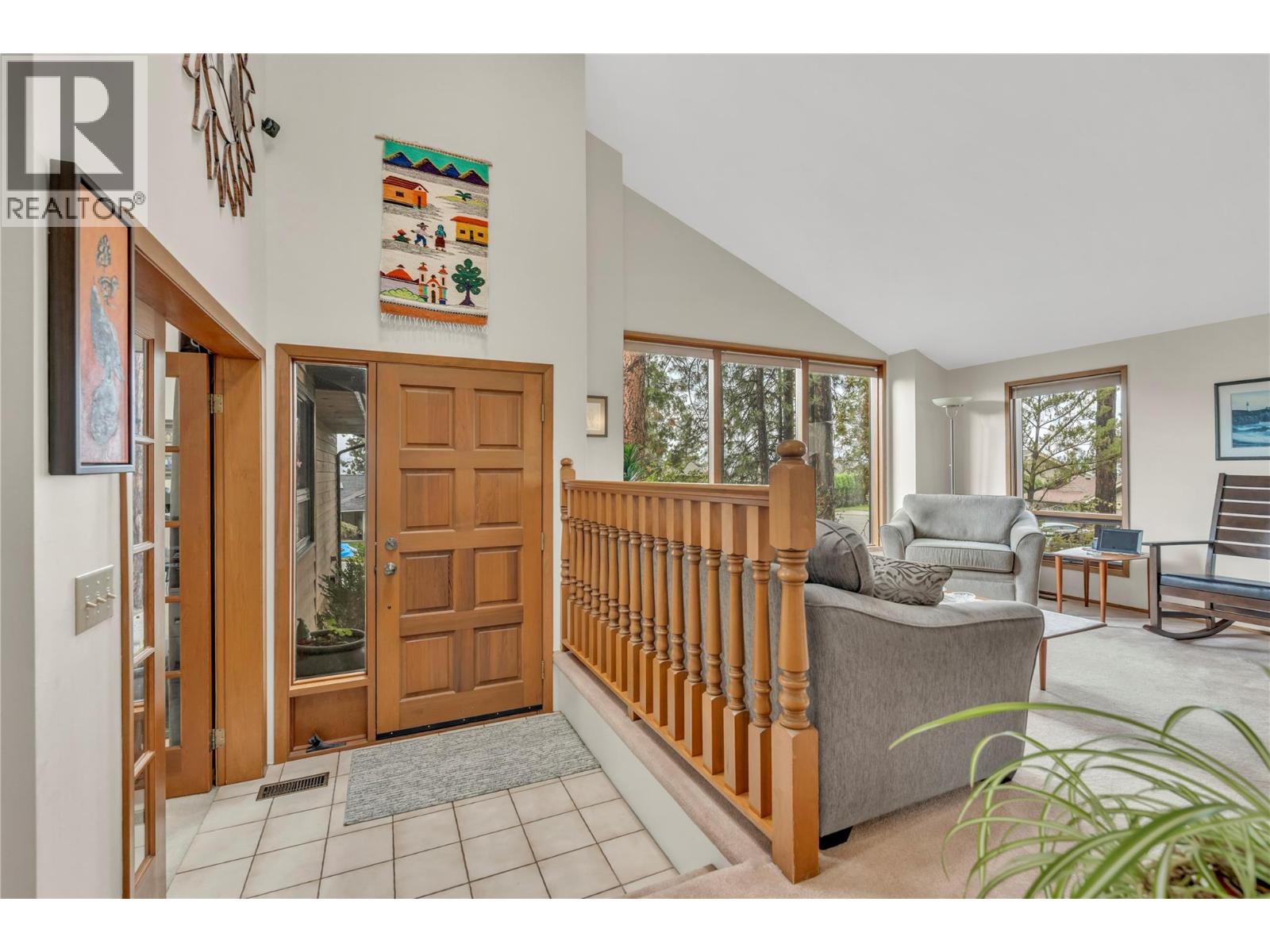 128 Ponderosa Place, Penticton, British Columbia  V2A 7Y8 - Photo 2 - 10400842