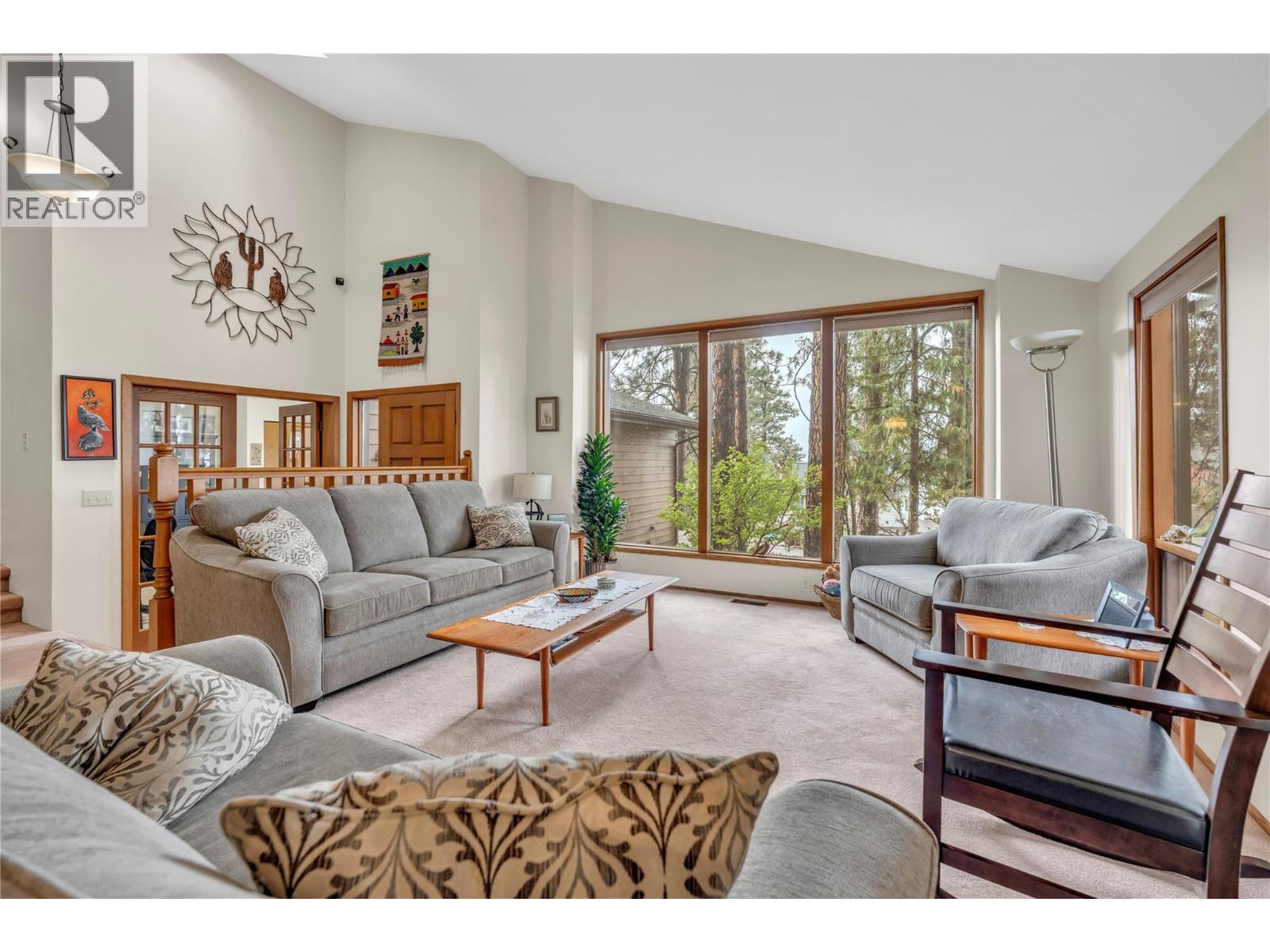 128 Ponderosa Place, Penticton, British Columbia  V2A 7Y8 - Photo 4 - 10400842