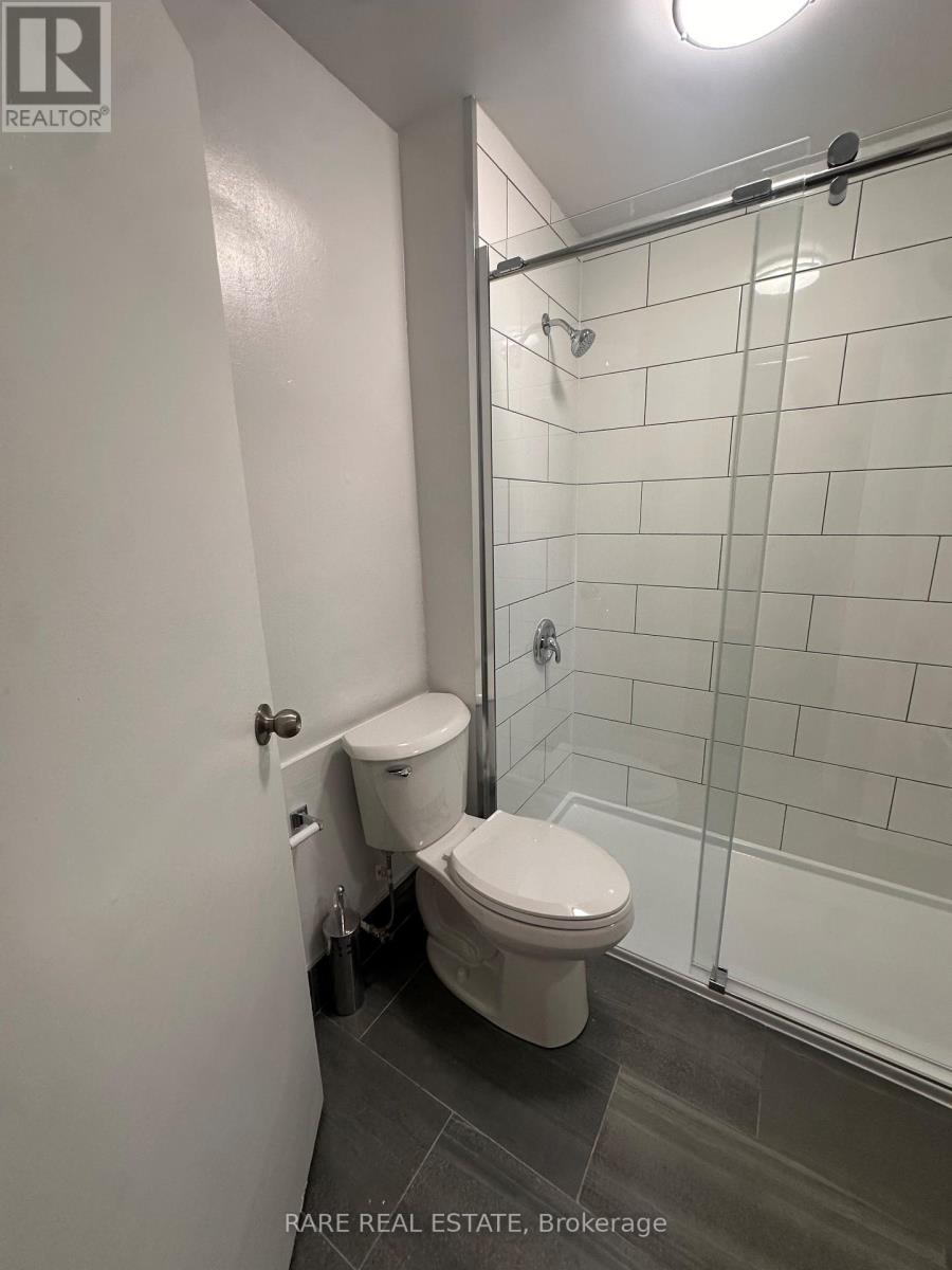8 - 130 Macpherson Avenue, Toronto, Ontario  M5R 1W8 - Photo 3 - C13676184