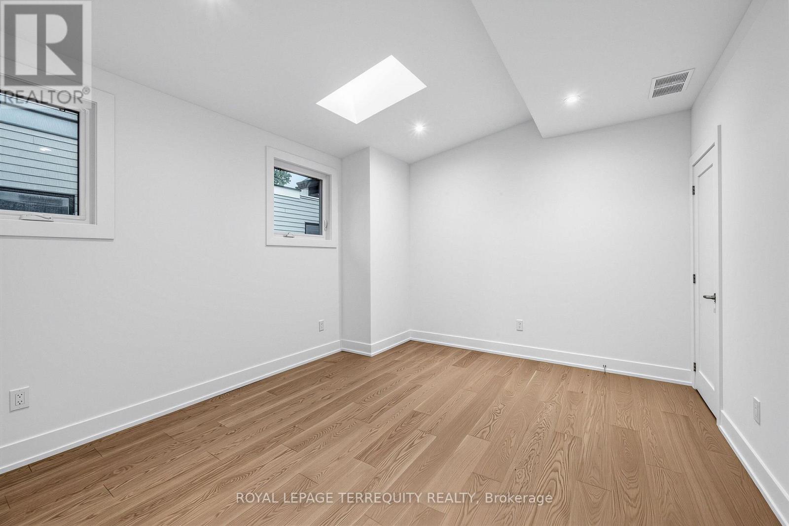 16 Fennings Street, Toronto, Ontario  M6J 3B8 - Photo 23 - C13795598
