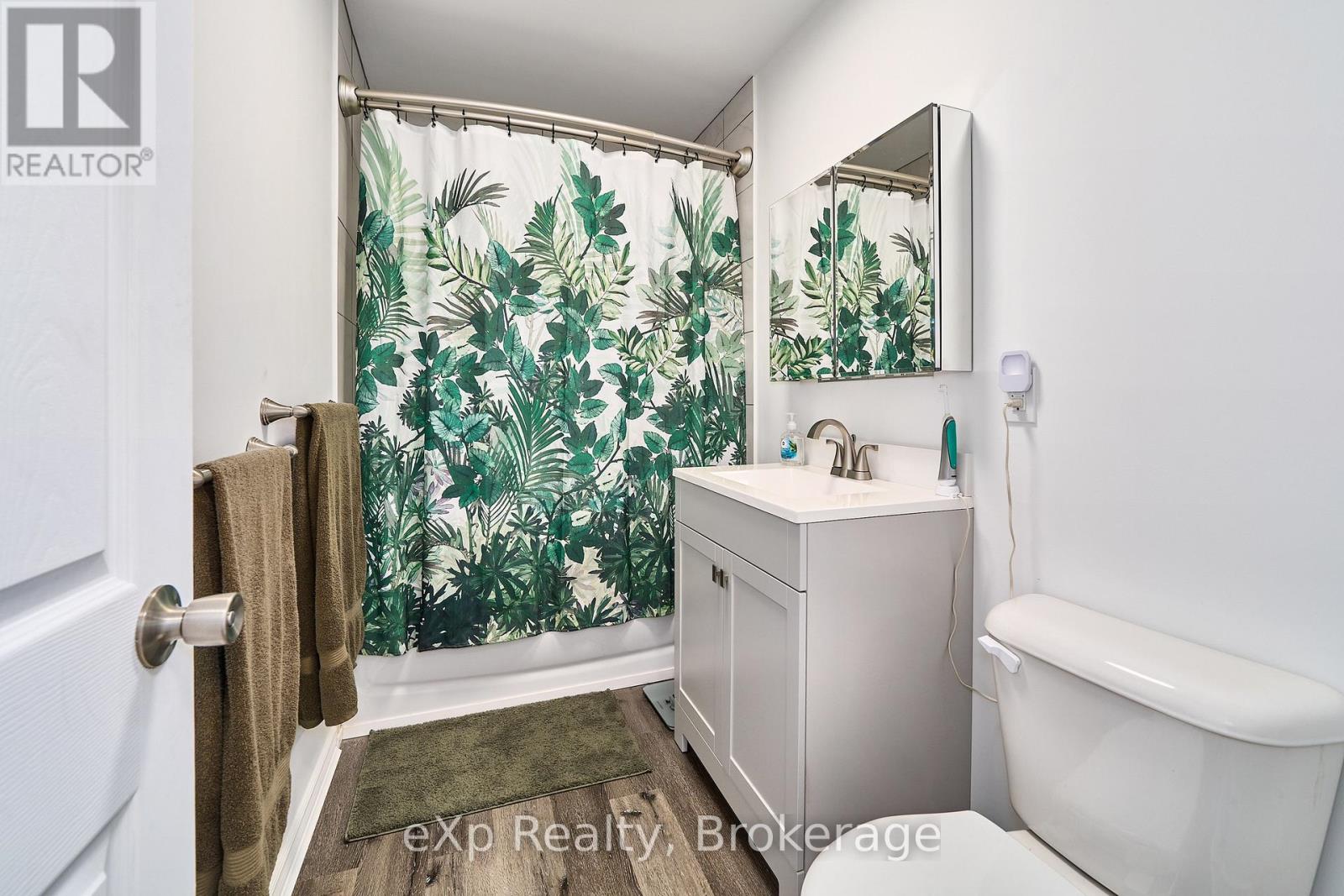 638 Laval Court, Oshawa, Ontario  L1J 6X1 - Photo 23 - E13798208