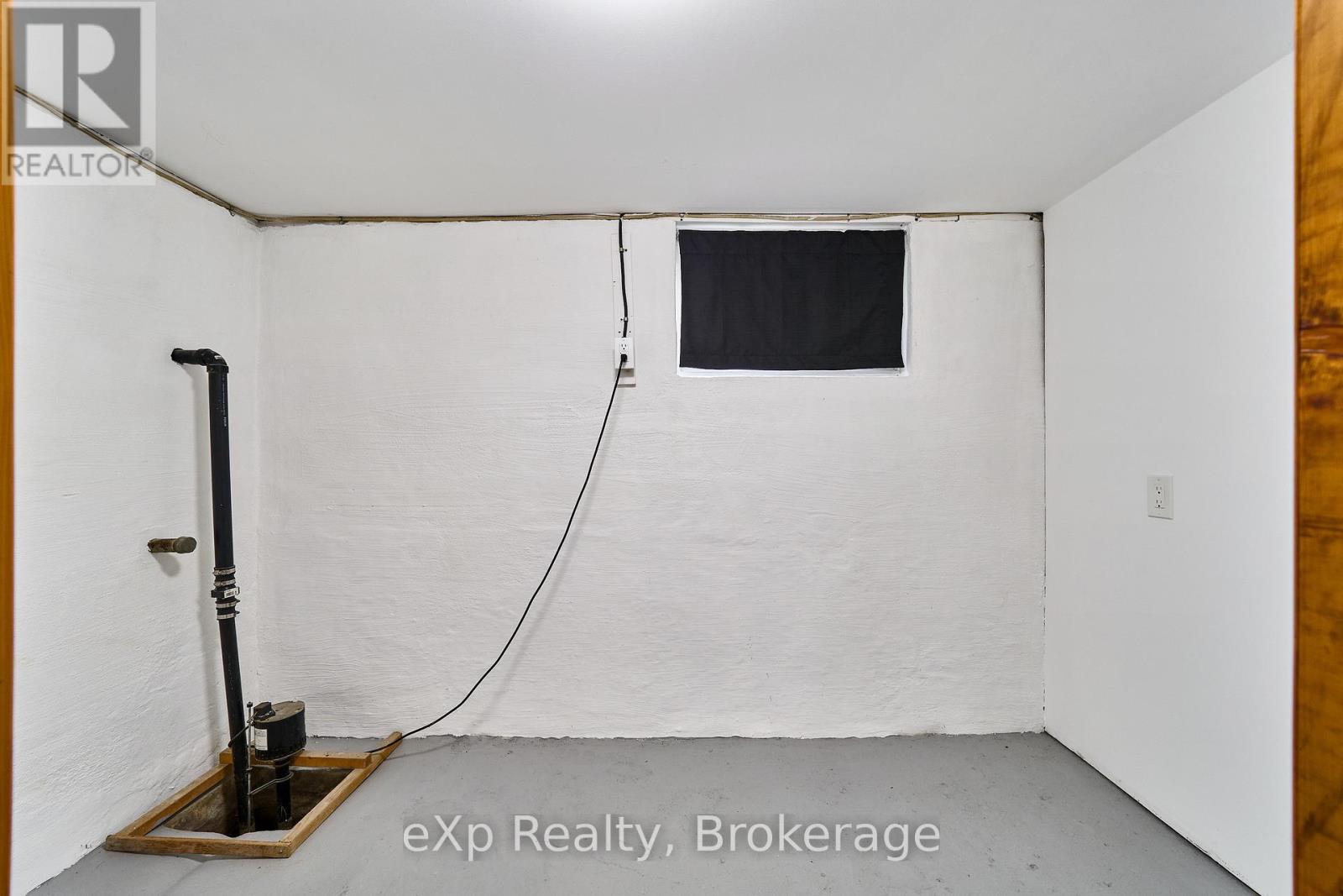638 Laval Court, Oshawa, Ontario  L1J 6X1 - Photo 30 - E13798208