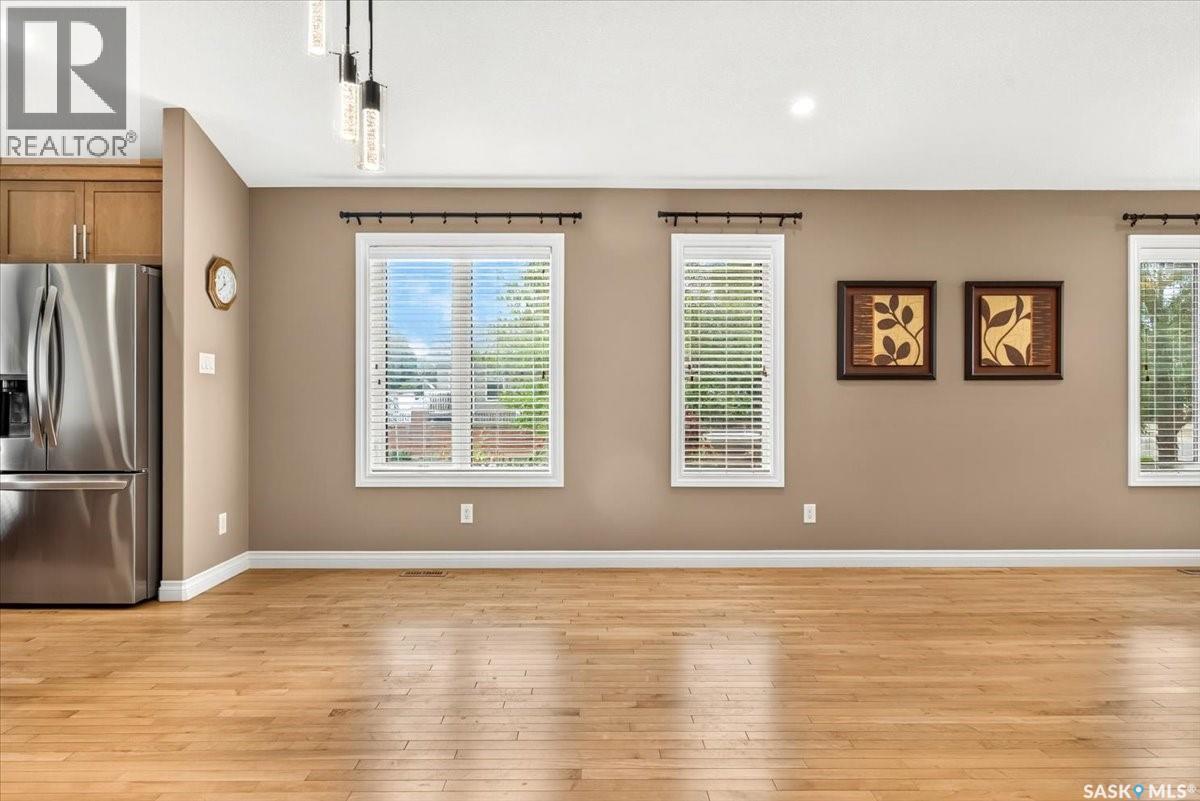 101 Oxbow Crescent, Regina, Saskatchewan  S4Y 0A7 - Photo 12 - SK048734