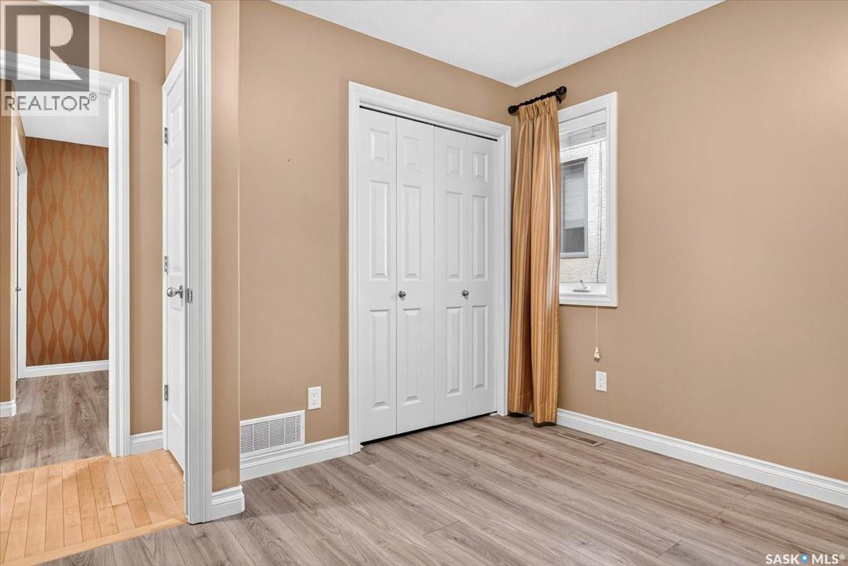 101 Oxbow Crescent, Regina, Saskatchewan  S4Y 0A7 - Photo 24 - SK048734