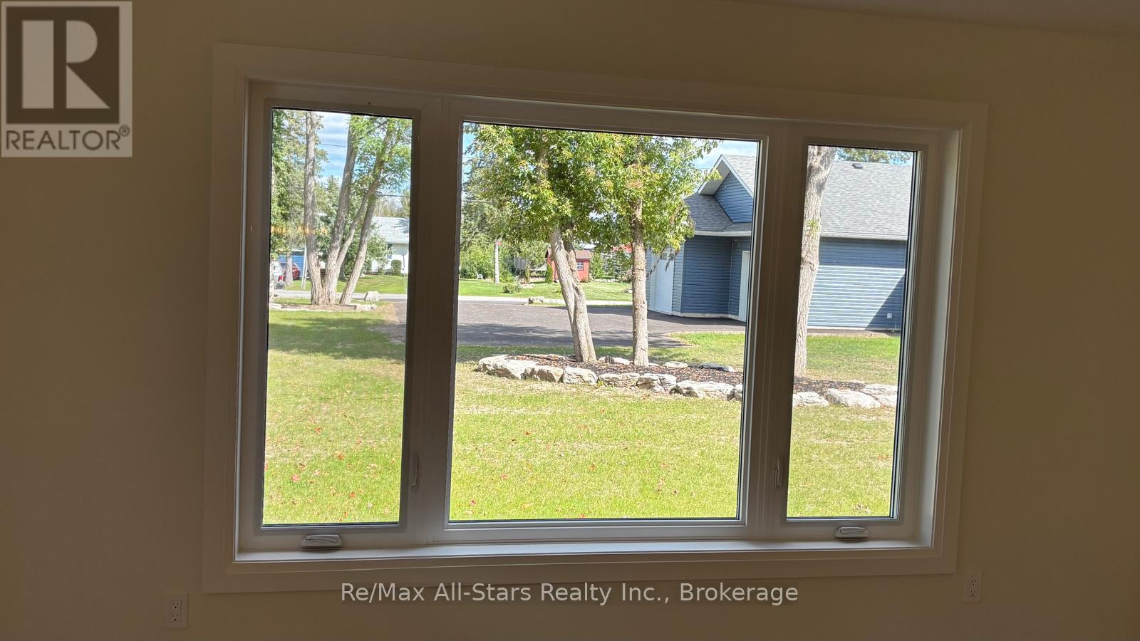 B - 195 Front Street W, Kawartha Lakes, Ontario  K0M 1A0 - Photo 10 - X13798298