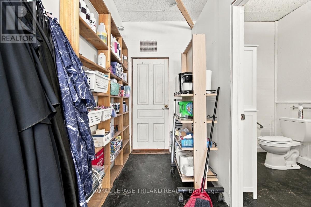 51 King Street W, Lambton Shores, Ontario  N0N 1J0 - Photo 30 - X13798284