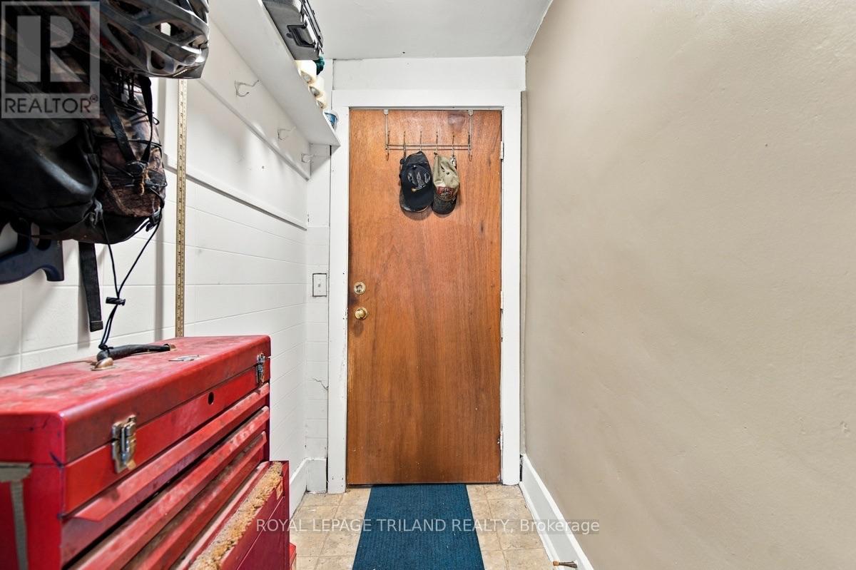 51 King Street W, Lambton Shores, Ontario  N0N 1J0 - Photo 32 - X13798314