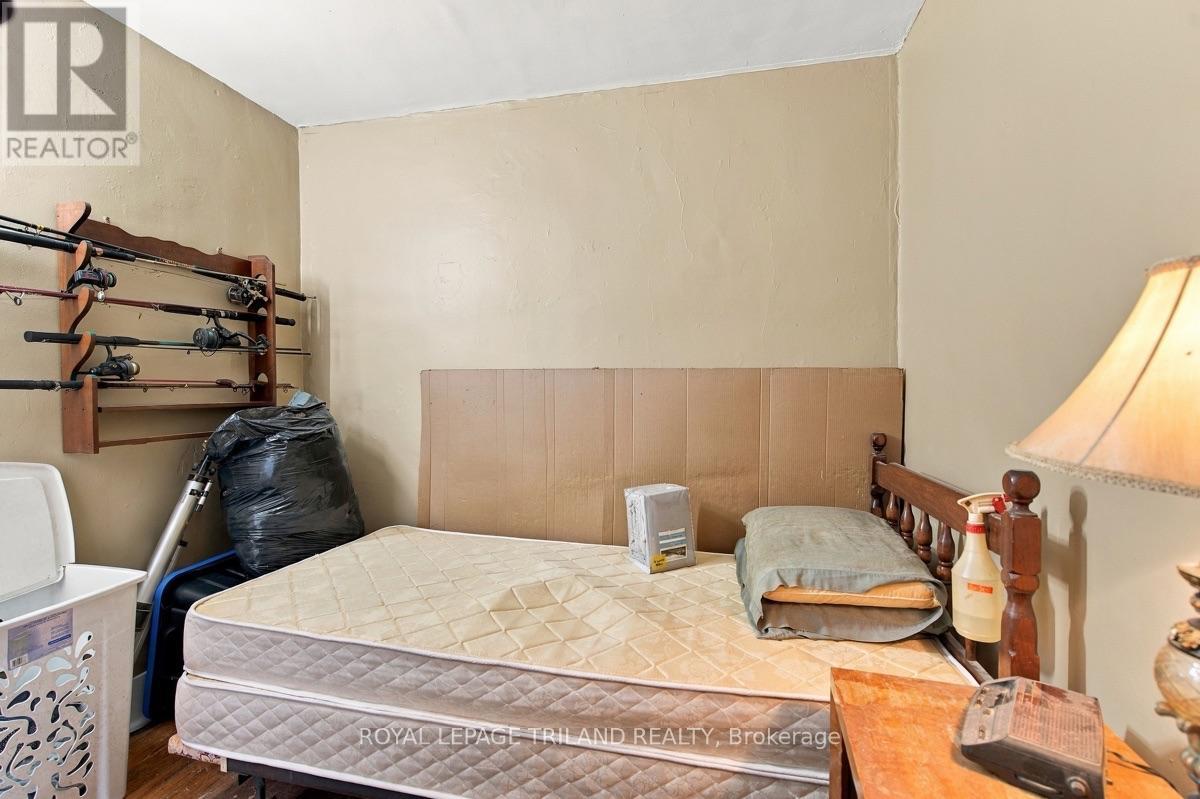 51 King Street W, Lambton Shores, Ontario  N0N 1J0 - Photo 39 - X13798314