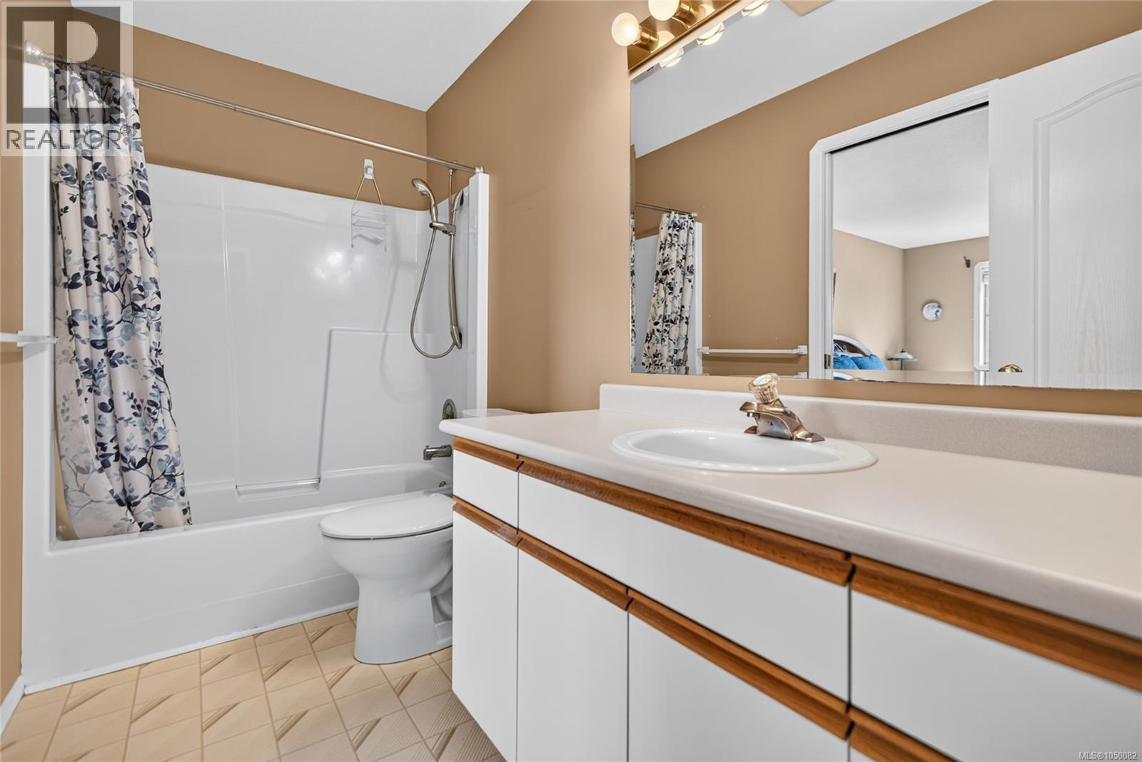 B 395 Nim Nim Ave, Courtenay, British Columbia  V9N 5P9 - Photo 17 - 1050082