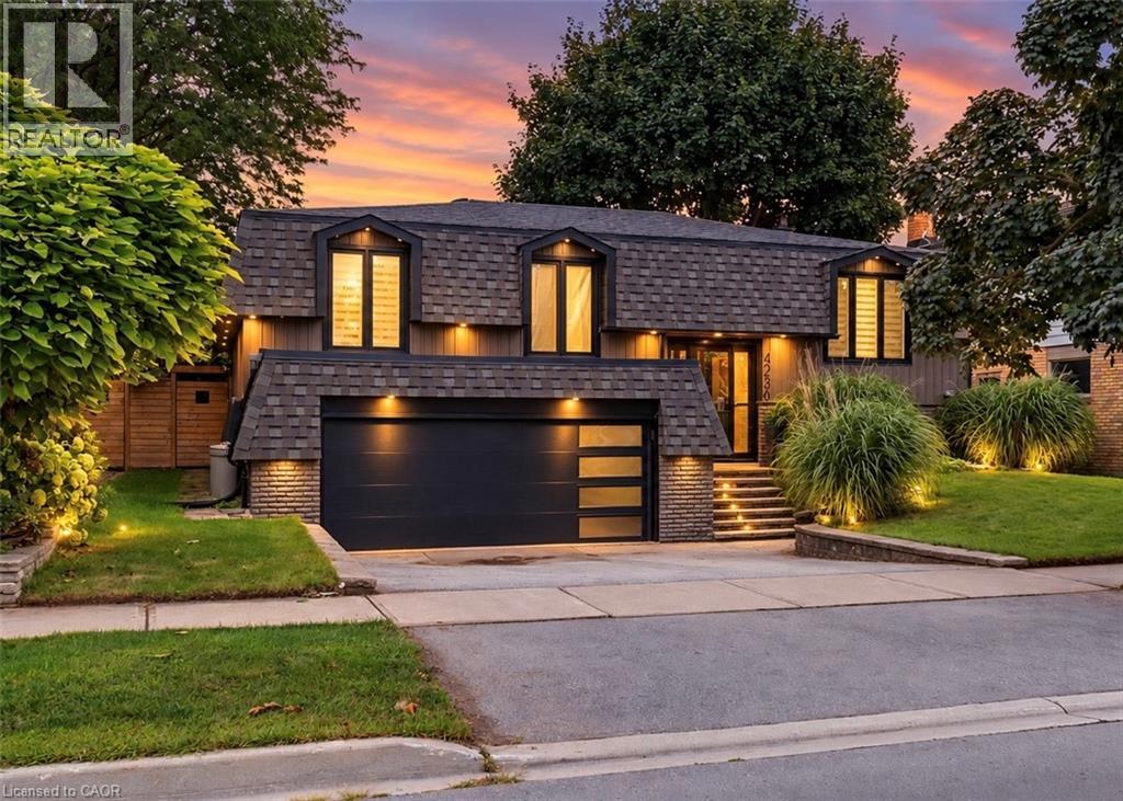 4236 LONGMOOR Drive, Burlington, Ontario